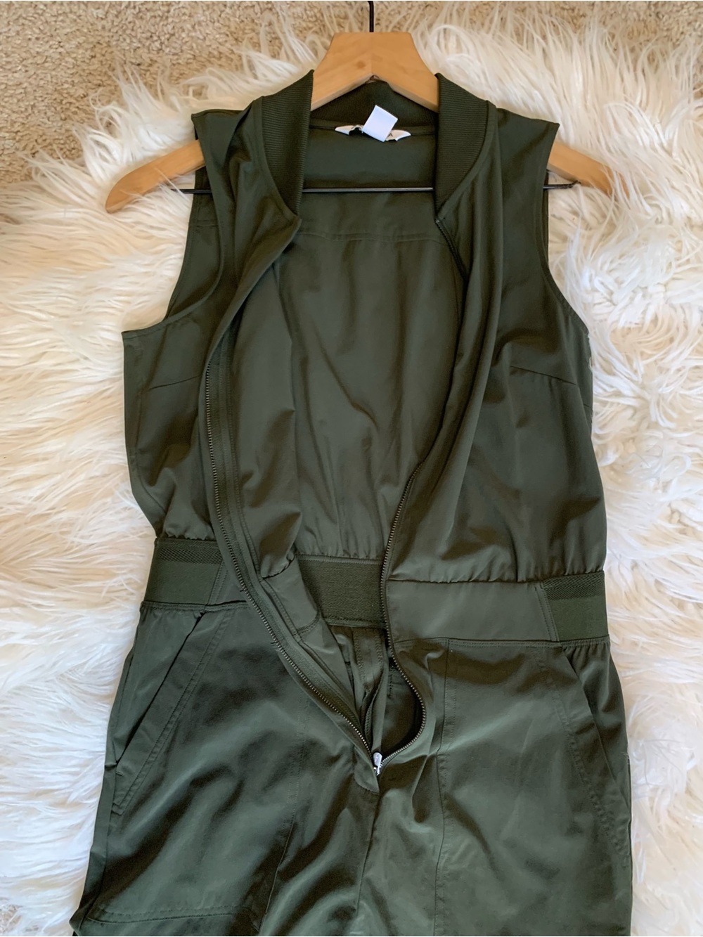 Athleta Brooklyn Utility Jumpsuit Olive Green Size 6 - Picture 5 of 11